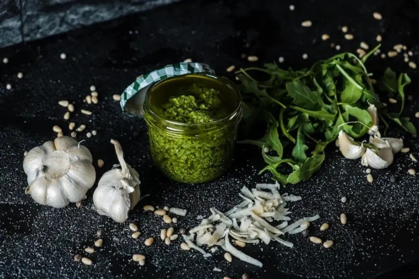 Pesto d’ail des ours : Recette facile et anti-inflammatoire au chanvre