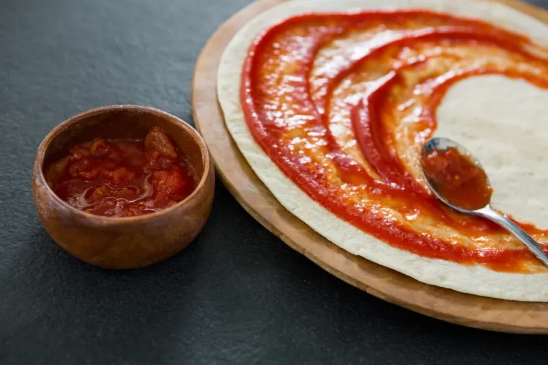 Sauce pour pizza maison : Recette facile et rapide