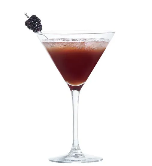 Diamant Cocktail : La recette secrète du cocktail bleu étincelant