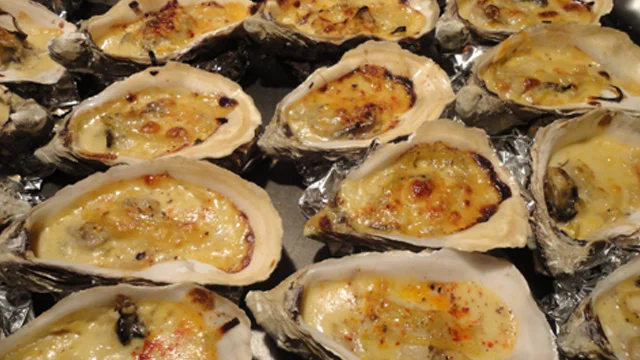 Huitres chaudes au champagne : la recette facile et rapide