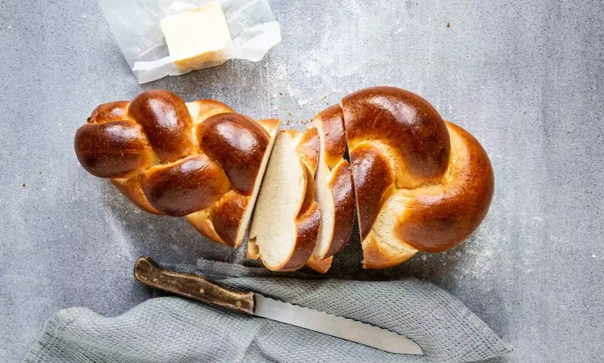 Tresse bernoise artisanale : 1 recette suisse traditionnelle inratable