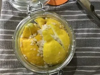 Citrons confits au sel