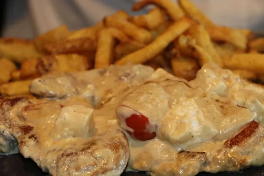 Frites à la graviera 