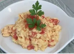 Œufs brouillés portugaise
