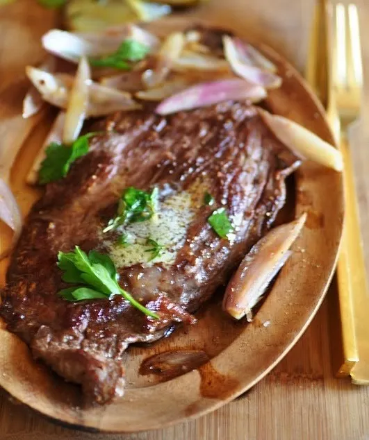 Bavette à l’Échalote