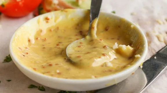 Sauce Moutarde : 7 Secrets pour une Explosion de Saveurs