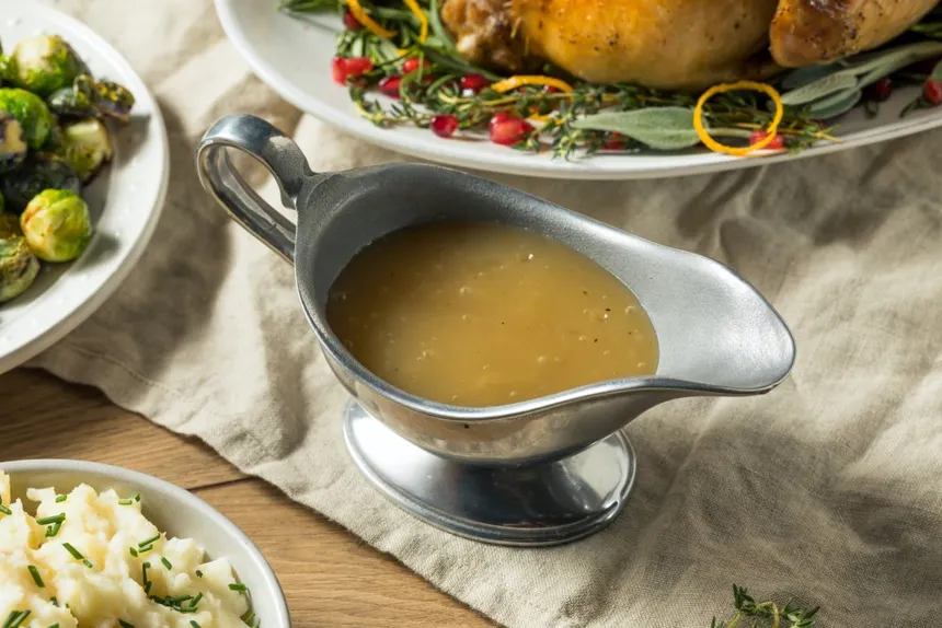 La Sauce à la Bretonne Incontournable : Le Secret des Cuisines Bretonnes Révélé