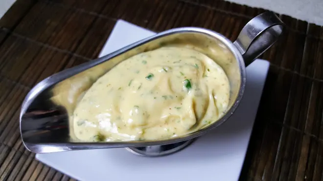 Maîtrisez la Sauce Béarnaise : L'Élégance Culinaire