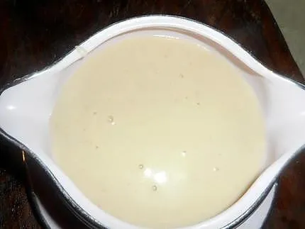 Sauce Ivoire : La Quintessence de l'Élégance Culinaire en 5 Étapes