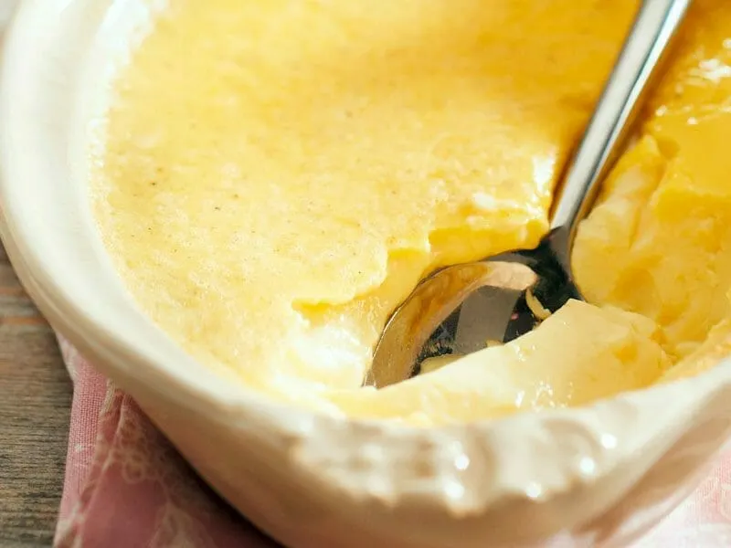 Découvrez la recette facile de Crème aux oeufs Thermomix pour 4 personnes en 25 minutes