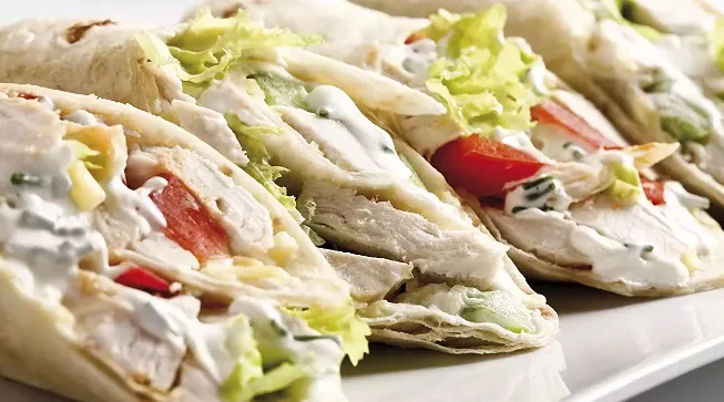 Wraps au poulet : la recette traditionnelle facile et détaillée